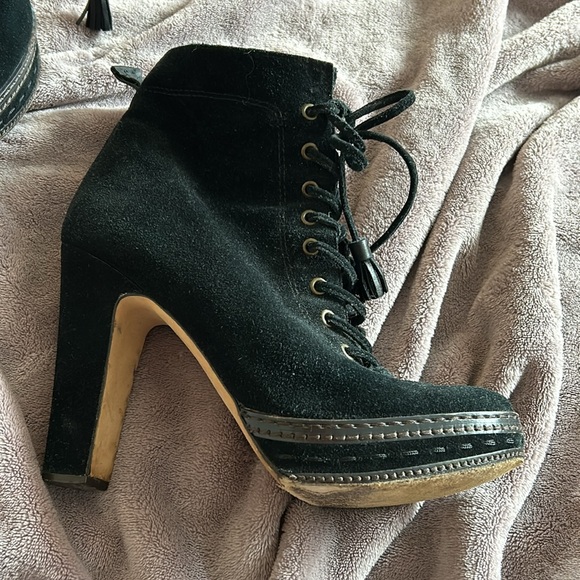 Juicy Couture Black Suede Heeled Platform Booties-8.5 size - Picture 4 of 9